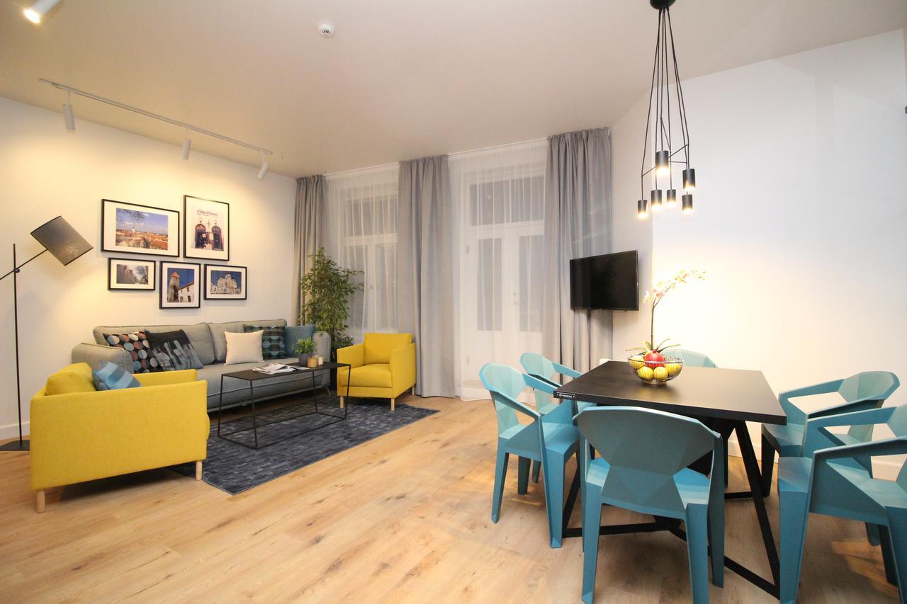 Tallinn City Apartments Old Town Suites Bagian luar foto