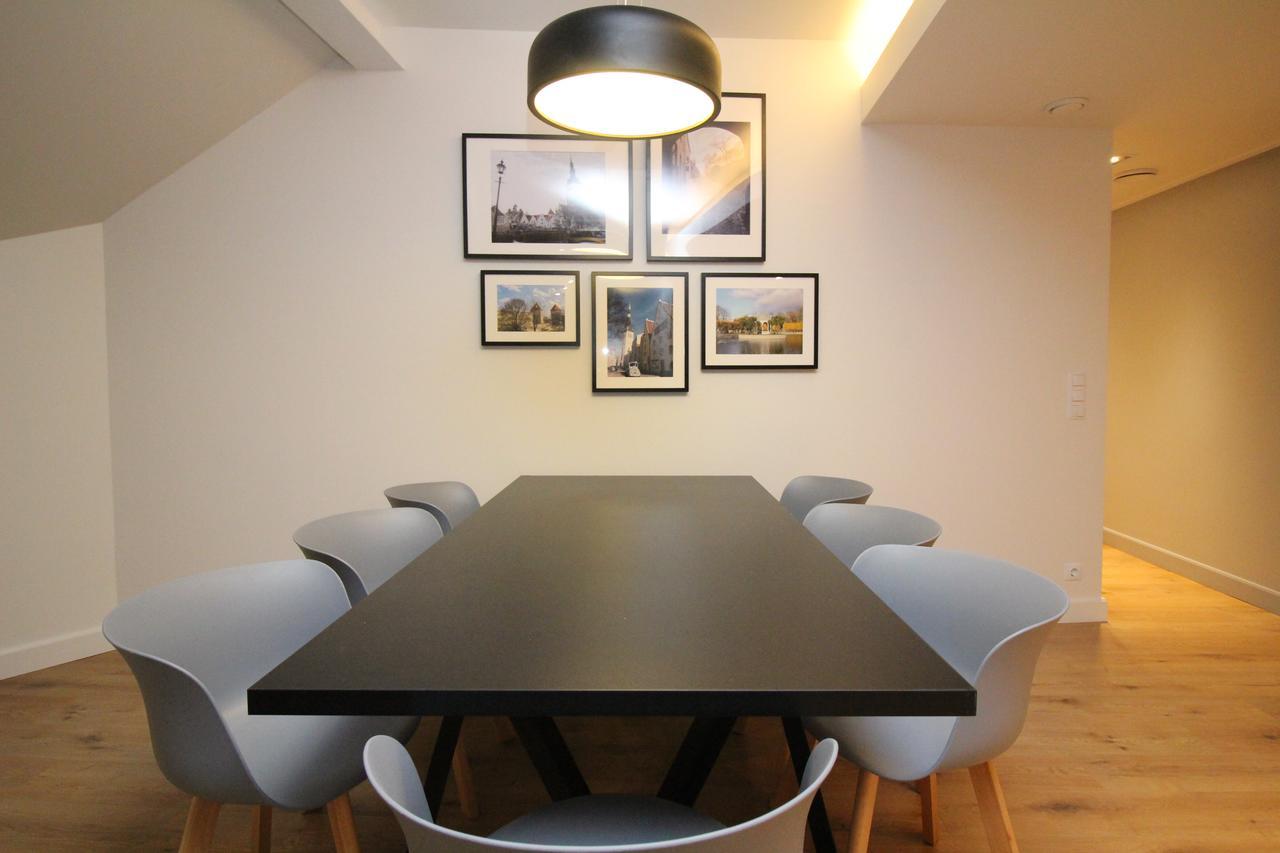 Tallinn City Apartments Old Town Suites Bagian luar foto