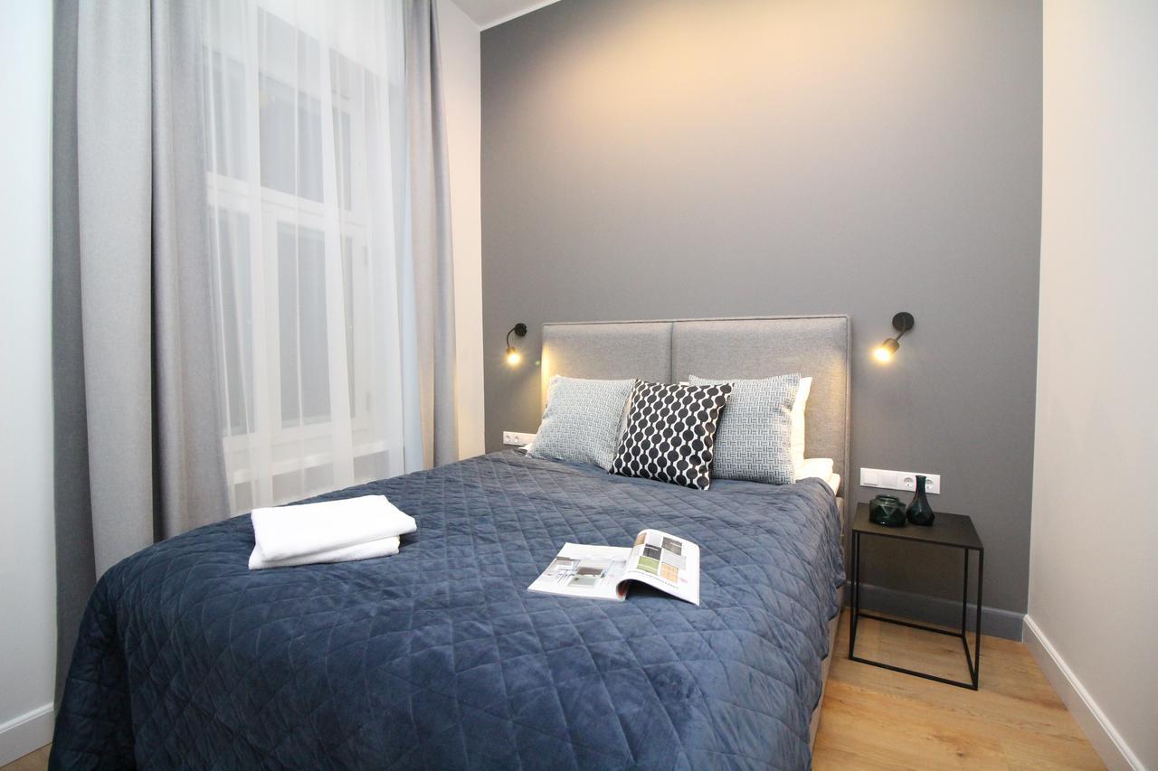 Tallinn City Apartments Old Town Suites Bagian luar foto