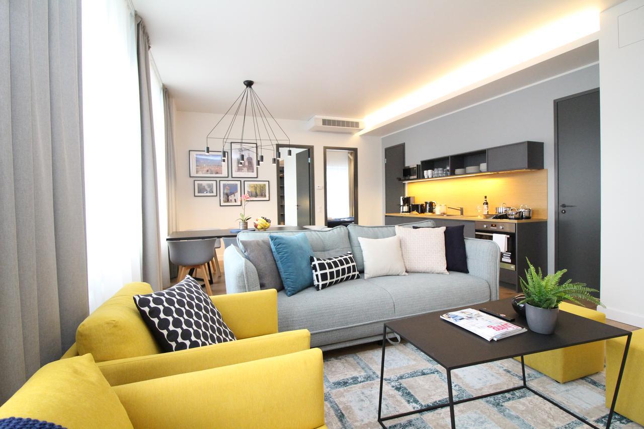 Tallinn City Apartments Old Town Suites Bagian luar foto
